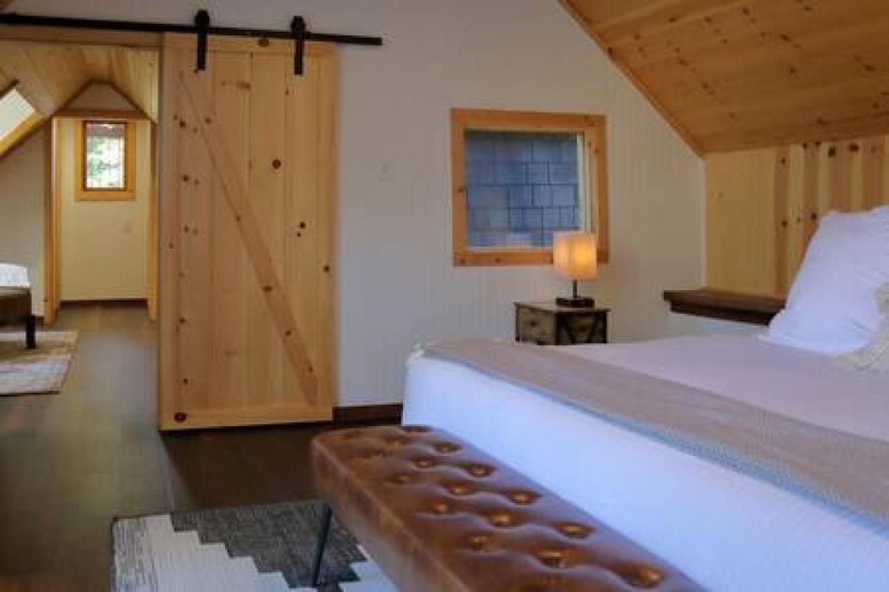 Hobbit House - Charming In Town Villa Idyllwild Bagian luar foto