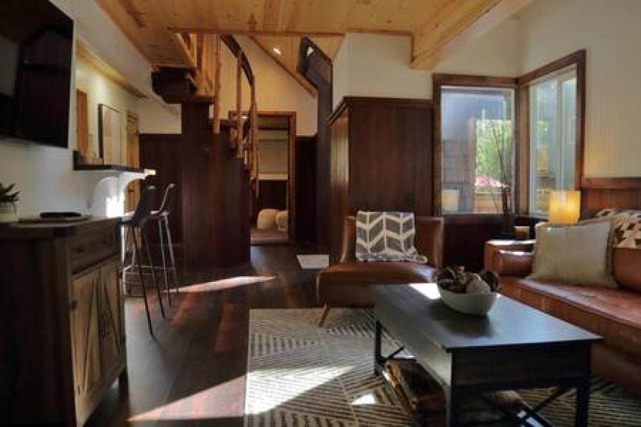 Hobbit House - Charming In Town Villa Idyllwild Bagian luar foto